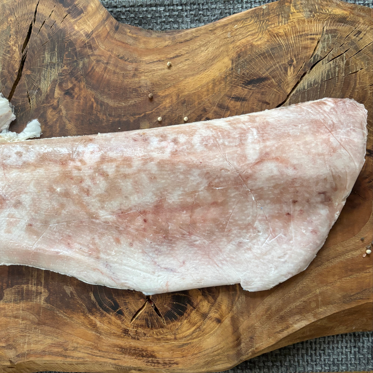 Miętus filet ze skórą